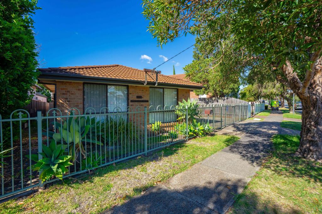 129 Stewart Ave, Hamilton South, NSW 2303