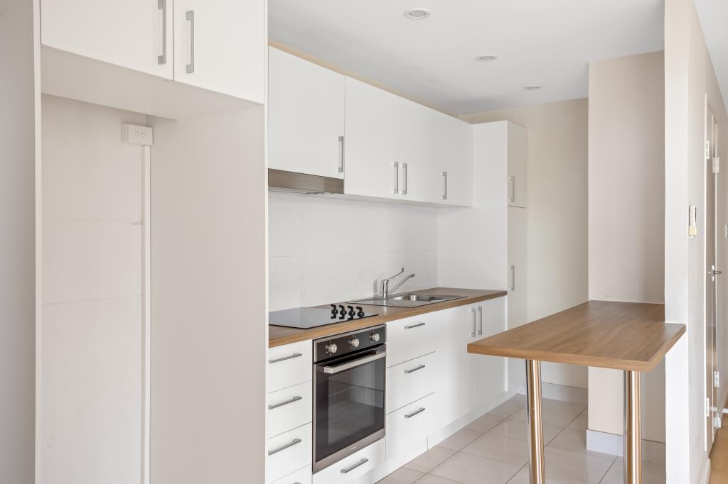 6/387 Cavendish Rd, Coorparoo, QLD 4151