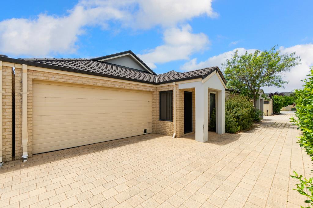 9c Friar Rd, Armadale, WA 6112