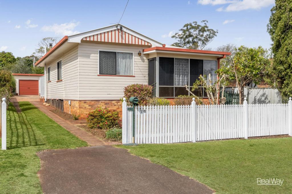 16 Mcintyre St, Centenary Heights, QLD 4350