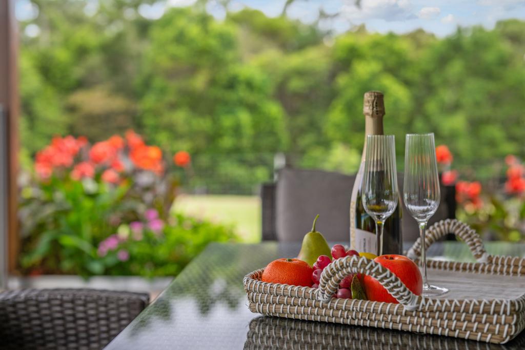 48 Hamilton Cl, Mooloolah Valley, QLD 4553