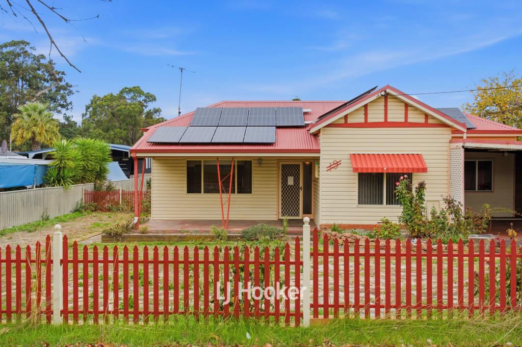 19 Bunbury St, Collie, WA 6225