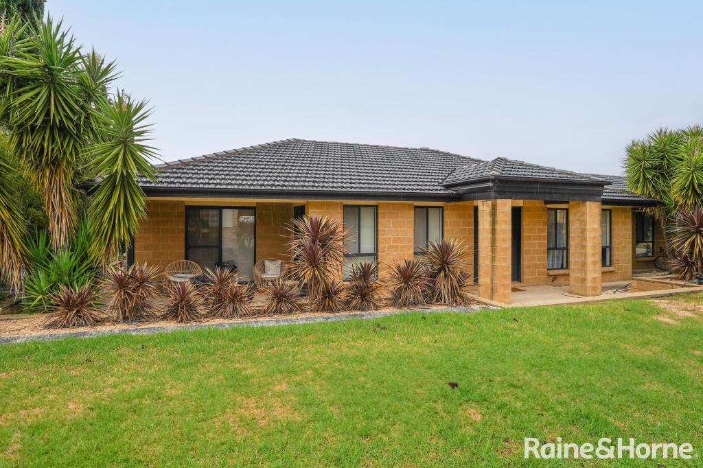 1 HAMERSLEY PL, TATTON, NSW 2650