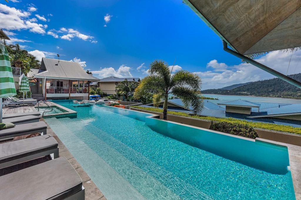 824/9a Hermitage Dr, Airlie Beach, QLD 4802