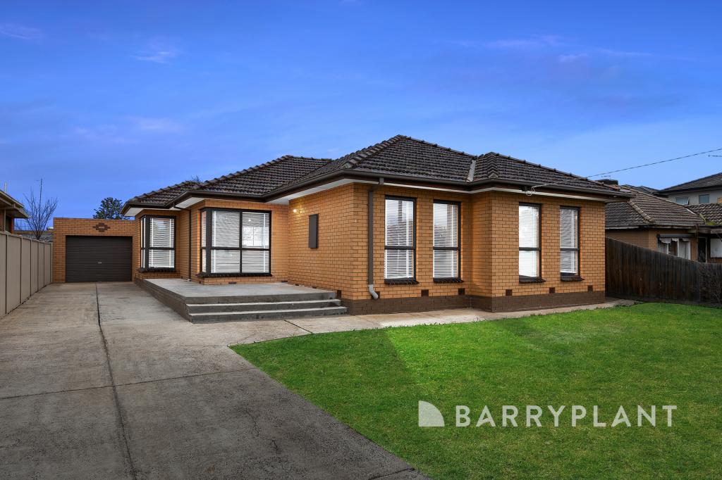 5 CROYDON AVE, DEER PARK, VIC 3023