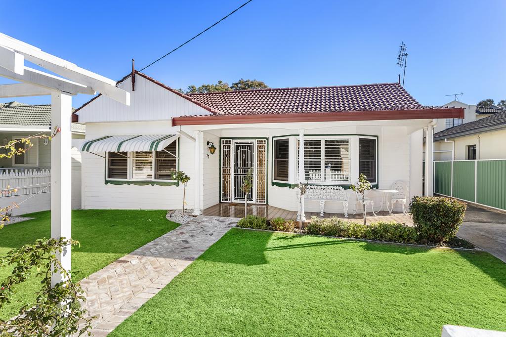 22 Park Rd, Bellambi, NSW 2518