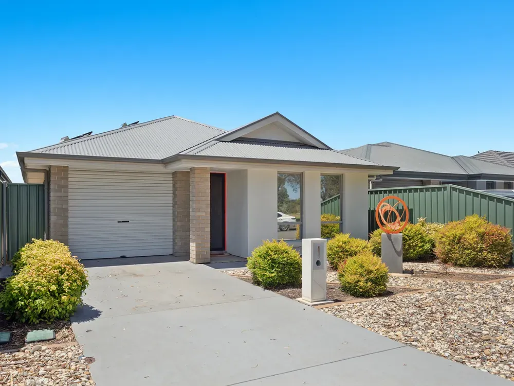 4 Red Gum Ct, Parafield Gardens, SA 5107