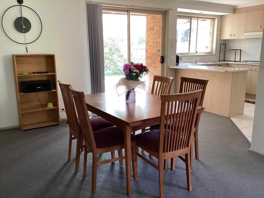 8 CARDIFF CT, CRAIGIEBURN, VIC 3064