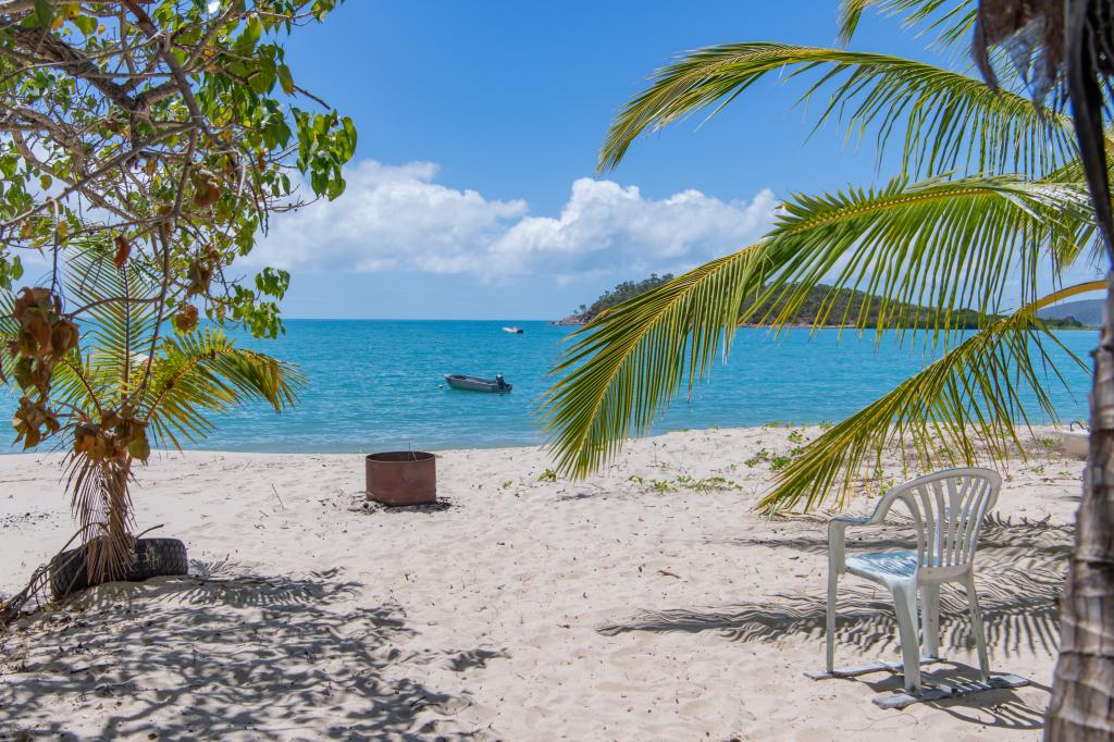 28 Gloucester Ave, Hideaway Bay, QLD 4800