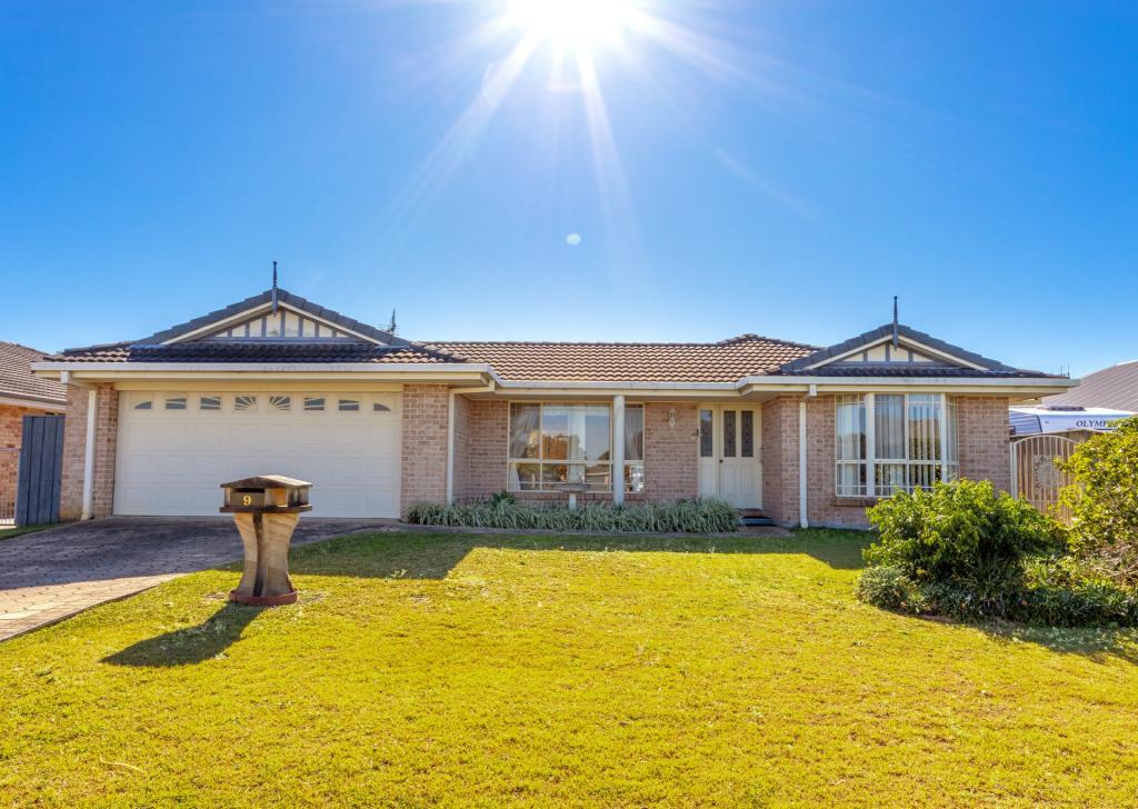 9 Florrie Ellison St, Harrington, NSW 2427