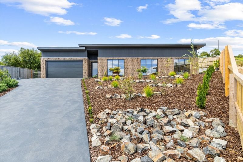 10 Centella Ct, Korumburra, VIC 3950