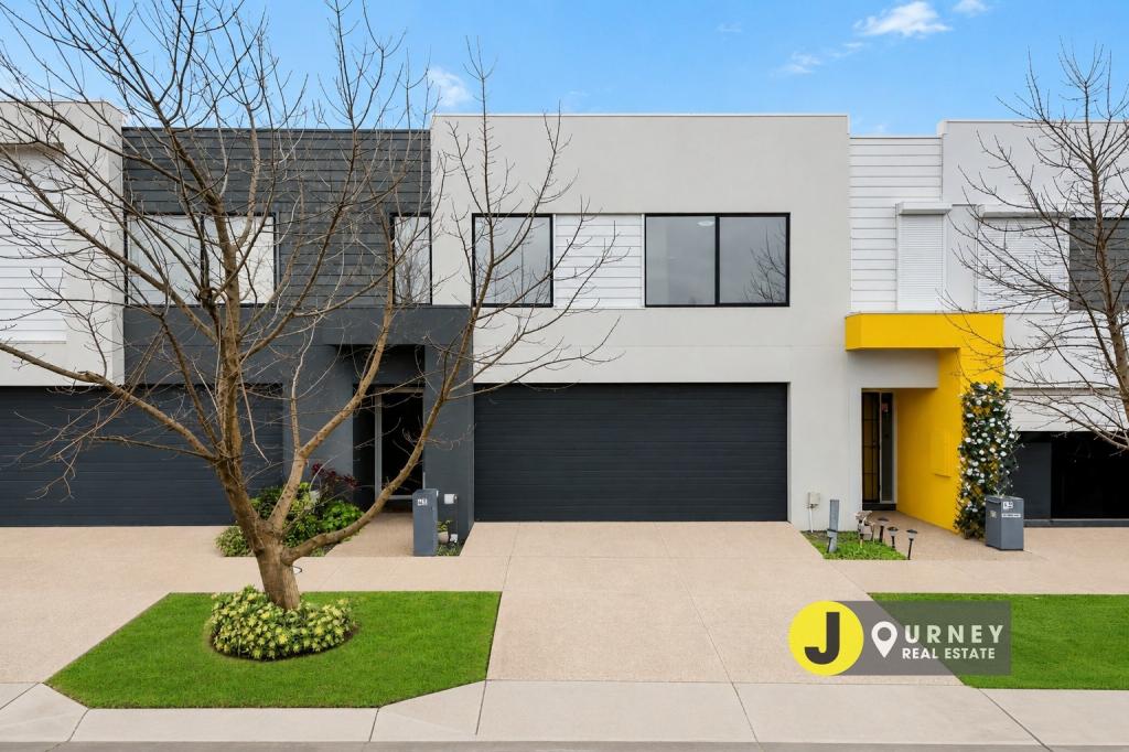 43 Hammond Cres, Officer, VIC 3809