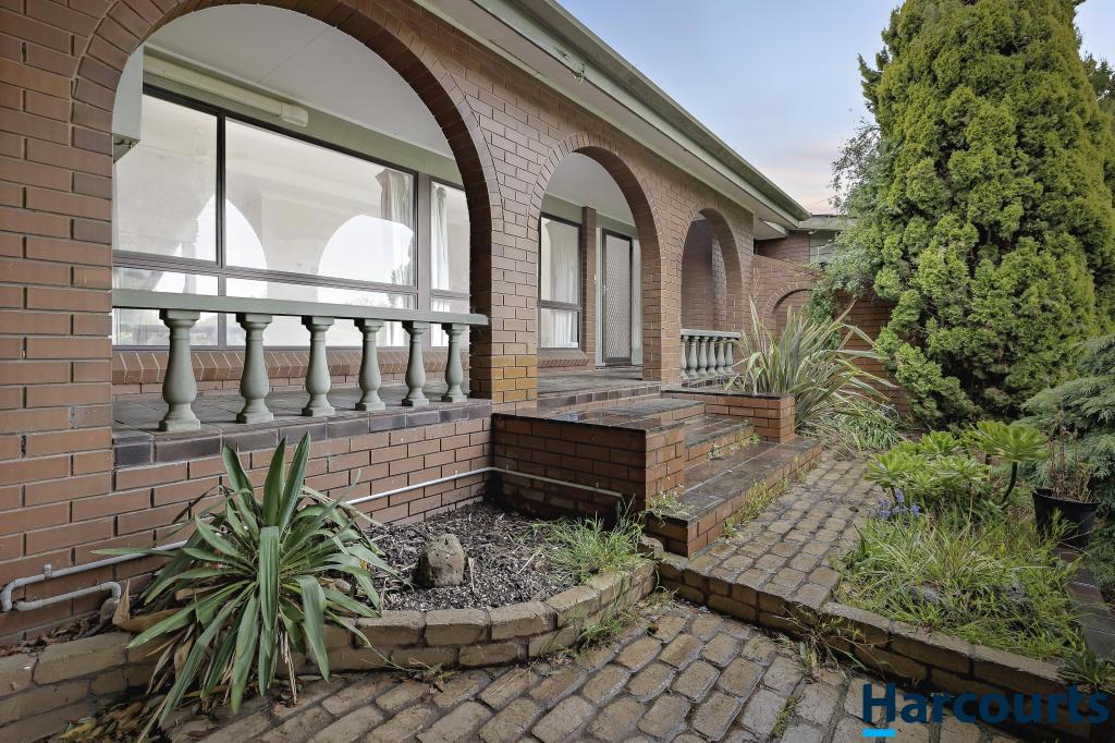 10 Grandison Ave, Mount Clear, VIC 3350