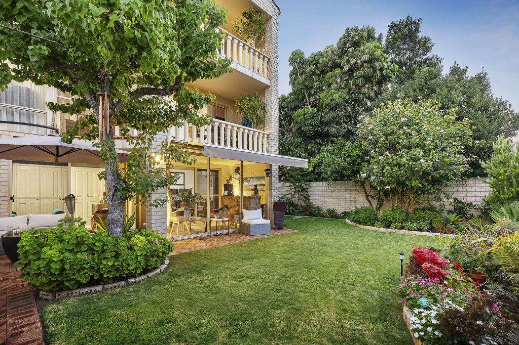 54/244 Burke Dr, Attadale, WA 6156