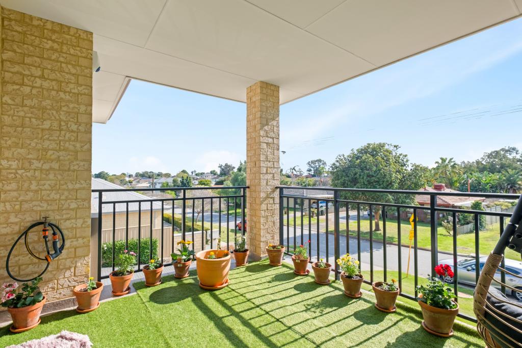 4/86 Moreing St, Redcliffe, WA 6104