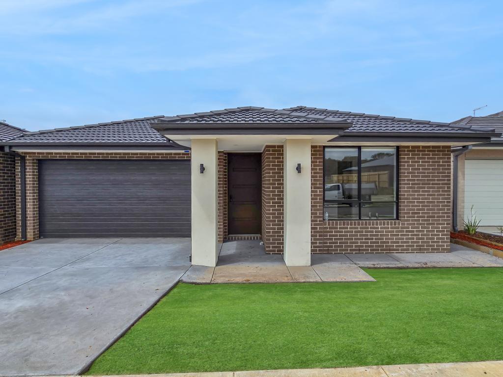 18 Paradise Cct, Armstrong Creek, VIC 3217