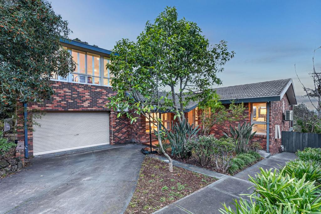14 Belinda Cres, Wheelers Hill, VIC 3150