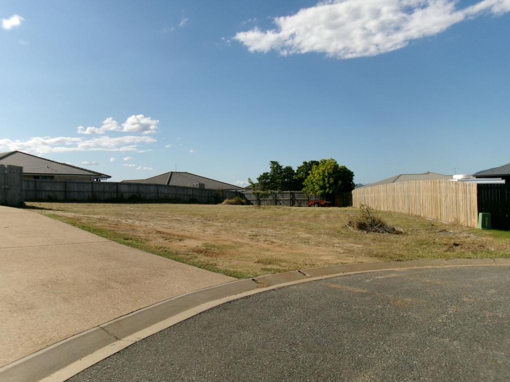11 MCKINLAY CT, GRACEMERE, QLD 4702