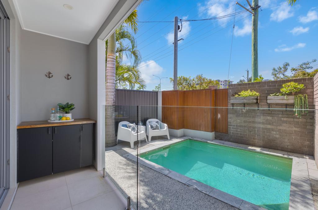 2/30 Coolangatta Rd, Coolangatta, QLD 4225