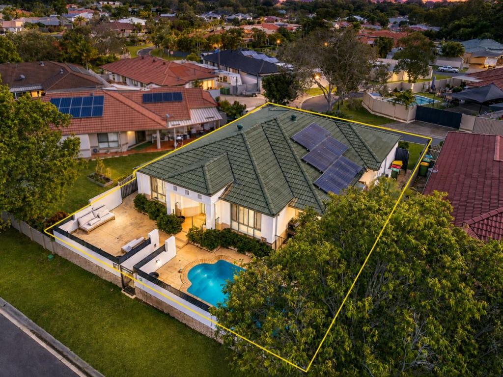 81 Swanton Dr, Mudgeeraba, QLD 4213