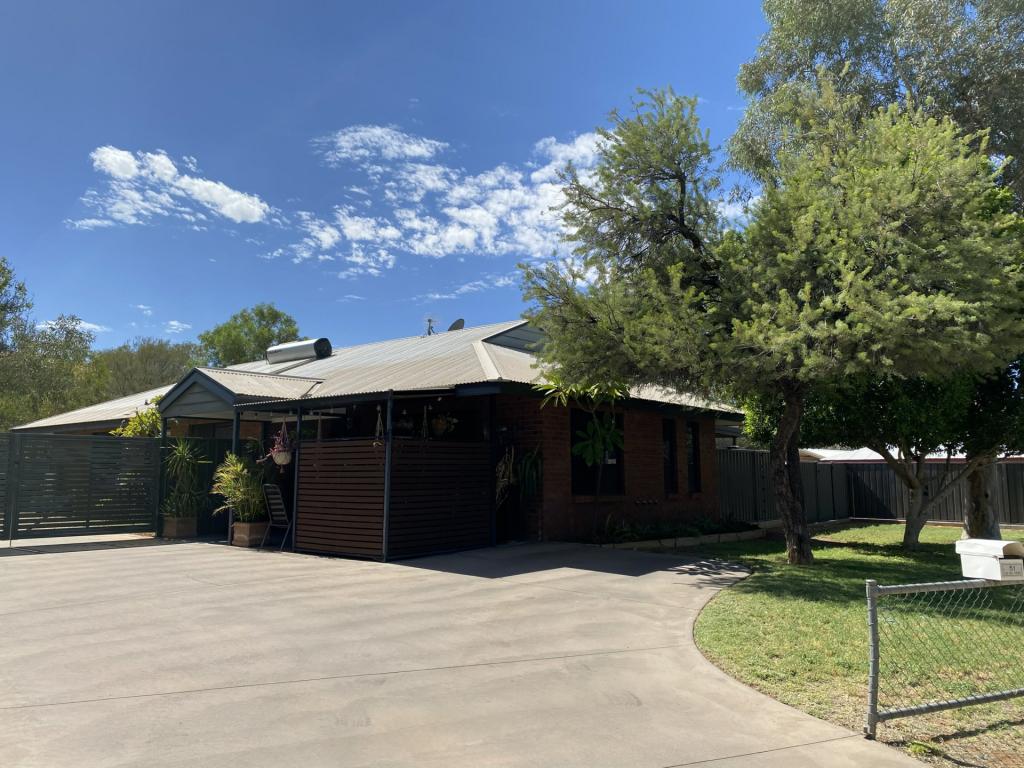 51 Patterson Cres, Larapinta, NT 0875