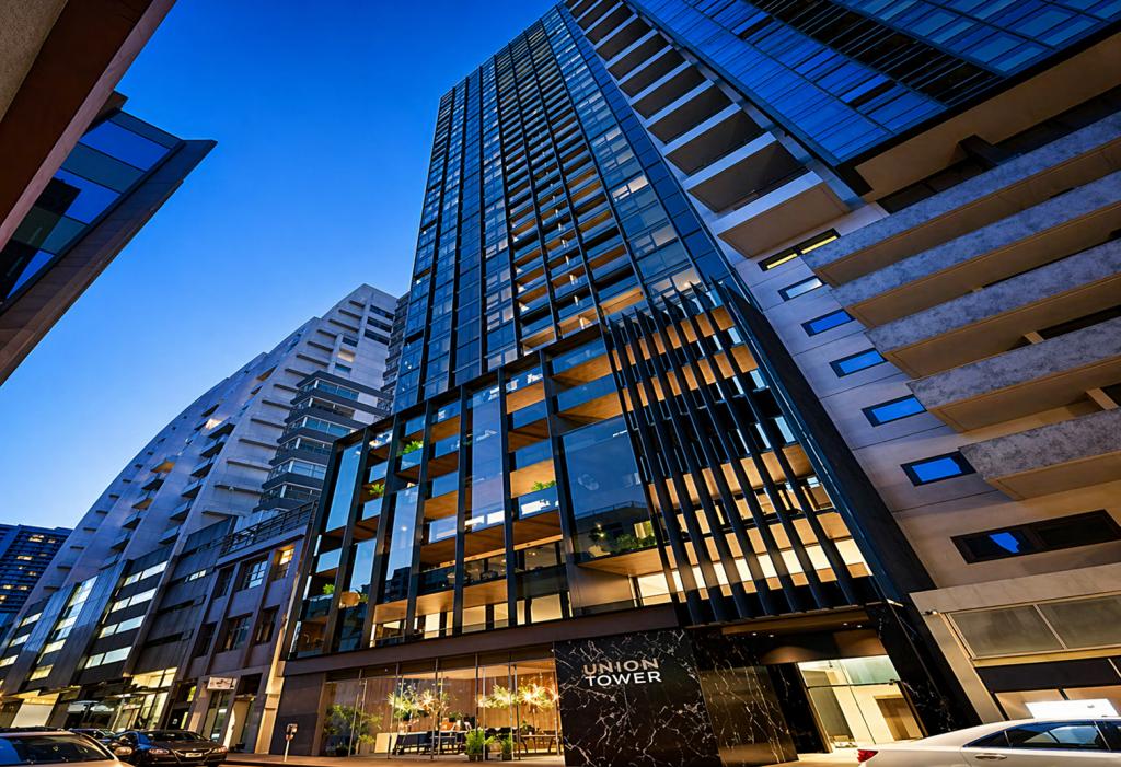 2201/296 LITTLE LONSDALE ST, MELBOURNE, VIC 3000