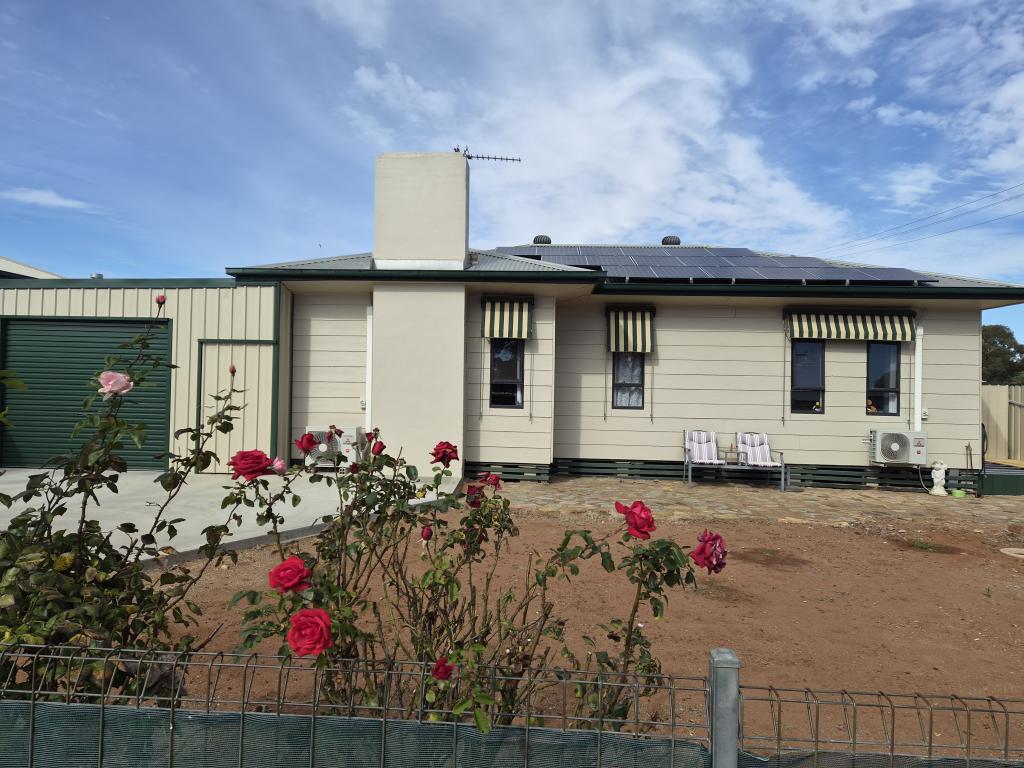 106 Hill St E, Peterborough, SA 5422