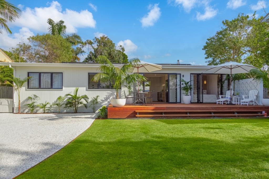 13 Wommin Lake Cres, Fingal Head, NSW 2487