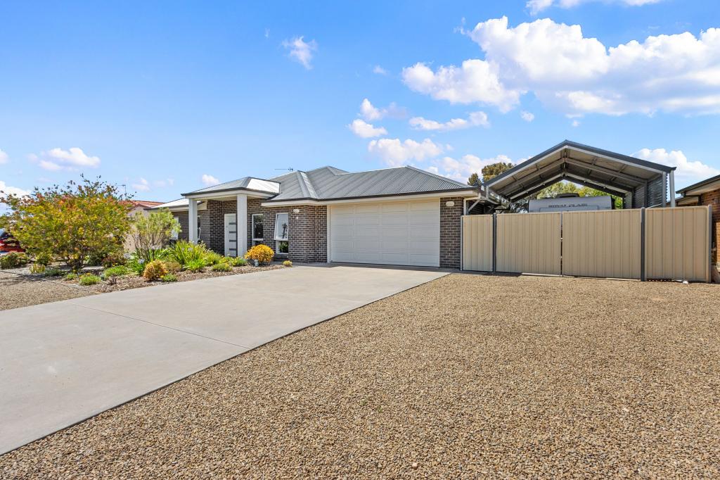 18 Clipper Ct, Wallaroo, SA 5556