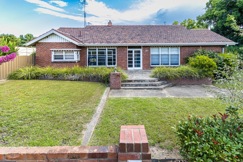 461 Perry St, Albury, NSW 2640