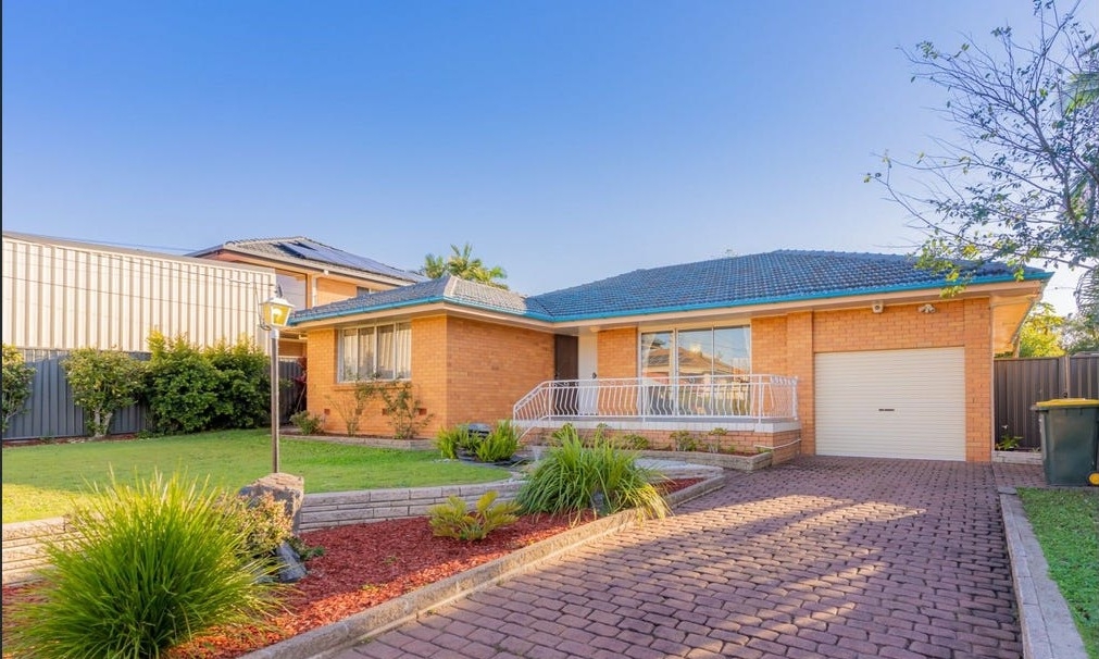 3 Rockvale St, Coopers Plains, QLD 4108