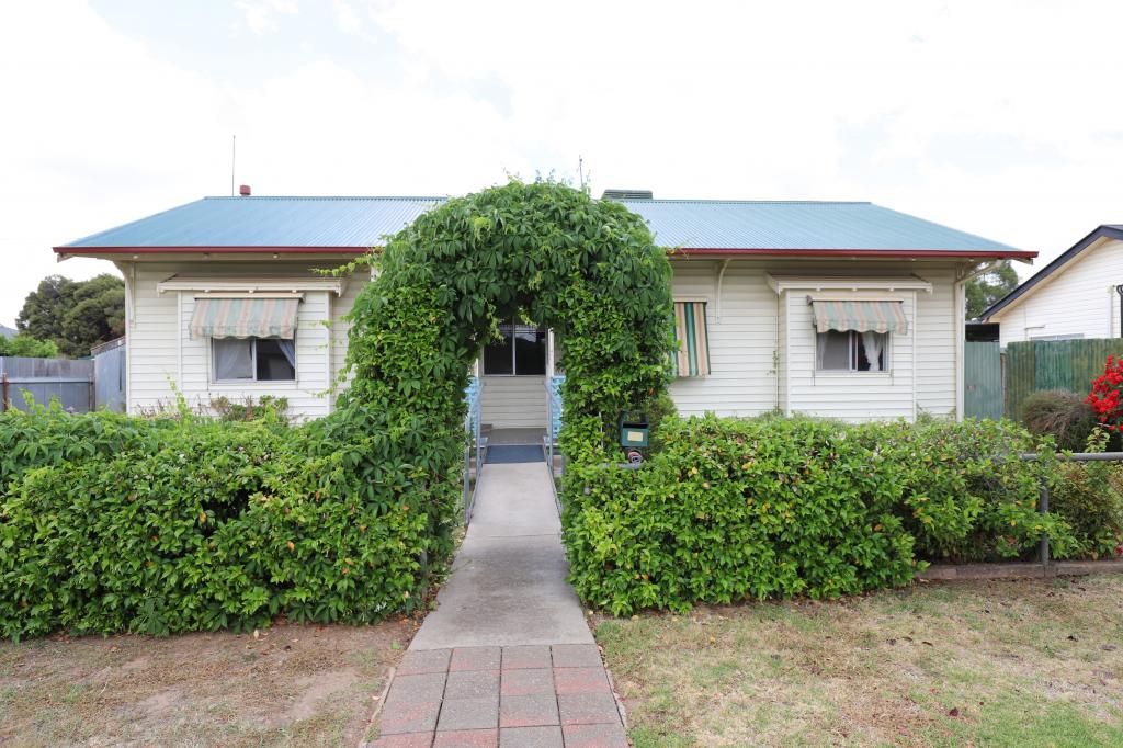 16 Murray St, Cootamundra, NSW 2590