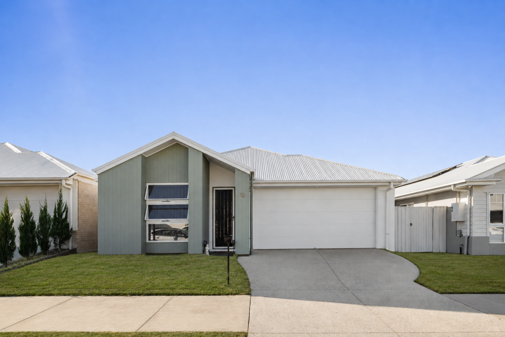 12 DUNE WAY, BANYA, QLD 4551
