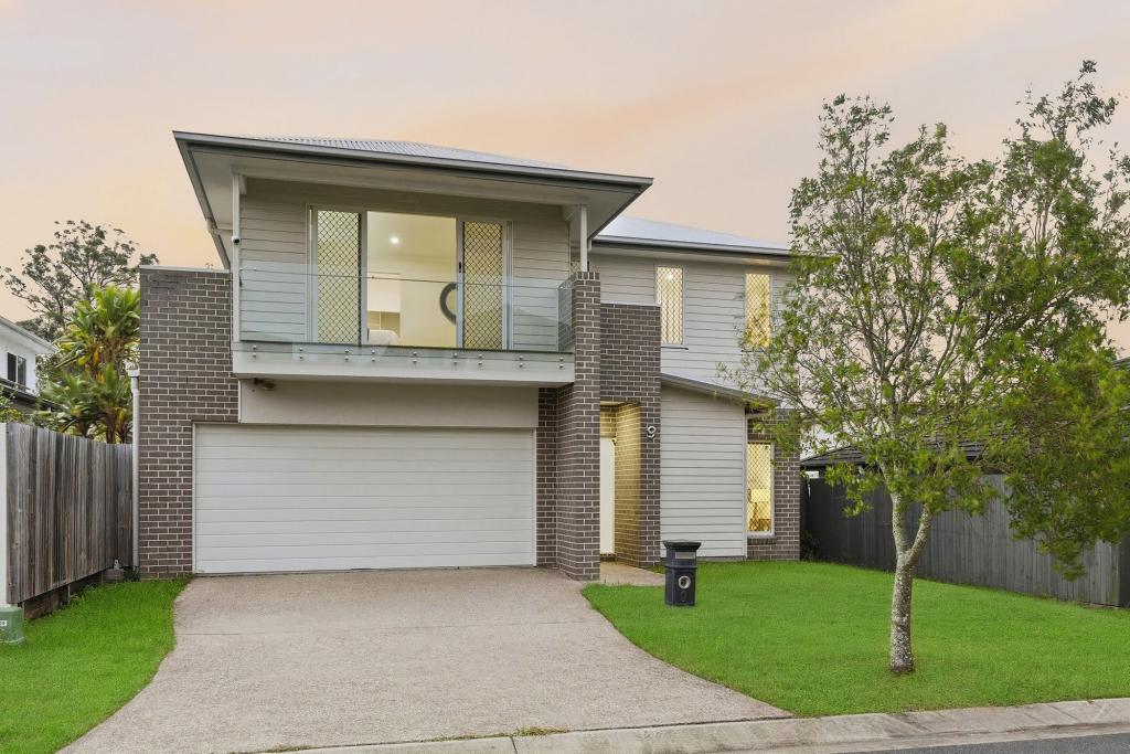 9 Jacaranda Cres, Drewvale, QLD 4116