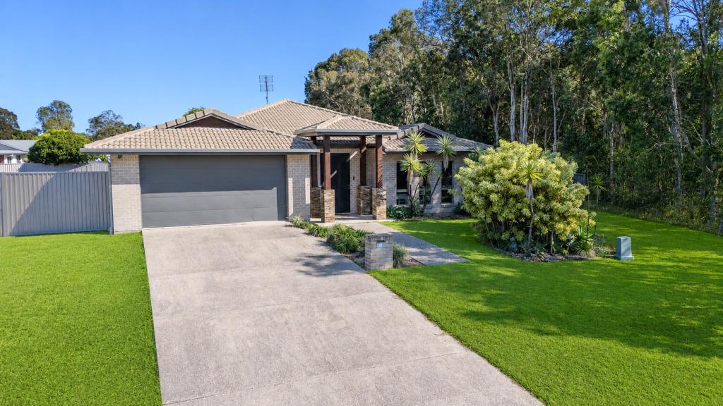 19 New Holland Dr, Pelican Waters, QLD 4551