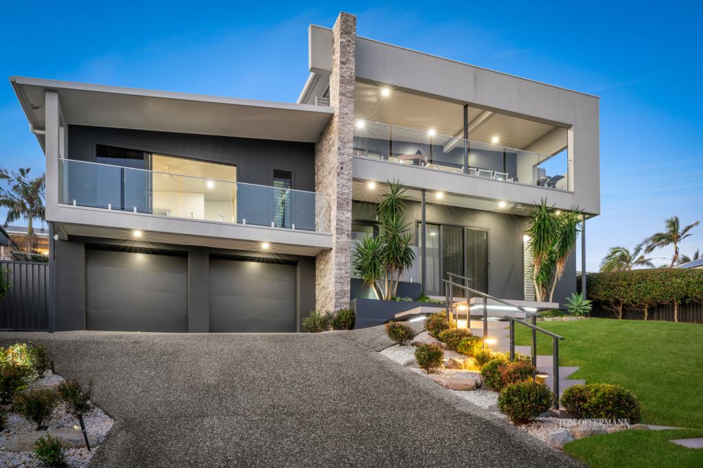 6 Ridgeway St, Sunrise Beach, QLD 4567