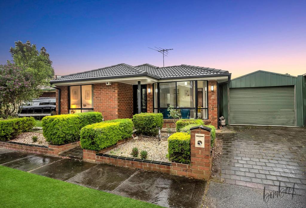 5 Rostron Way, Roxburgh Park, VIC 3064