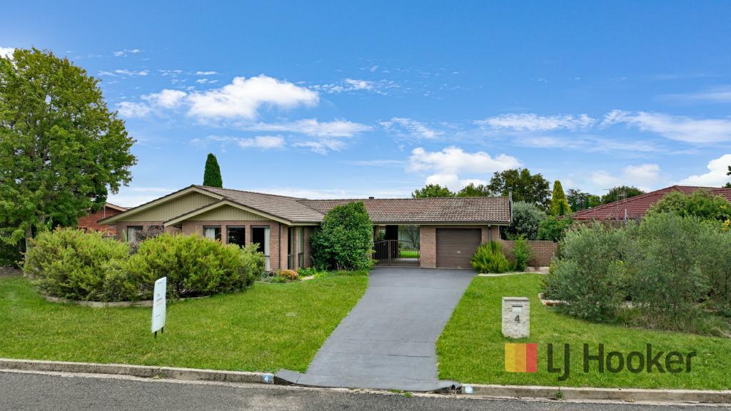 4 Dunrossil Cres, West Bathurst, NSW 2795