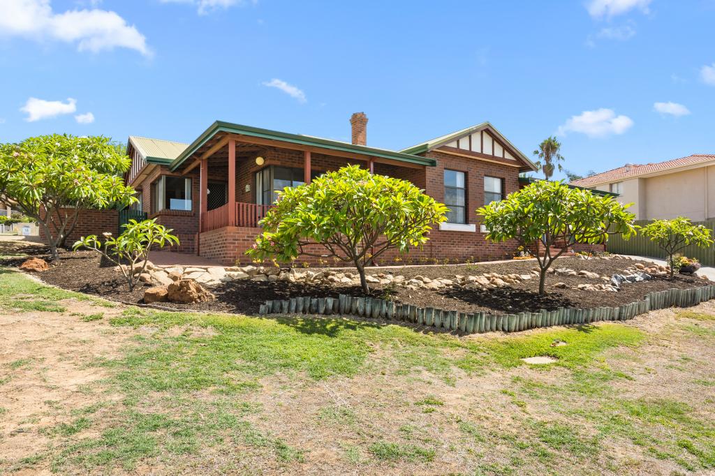 1 CALLAWAY CRES, KARDINYA, WA 6163