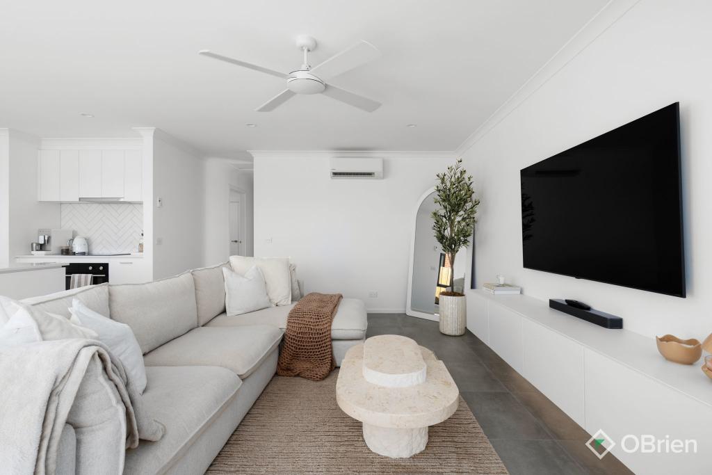 19 Ethan Tce, Cranbourne East, VIC 3977