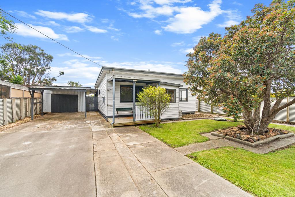 17 Davies St, Seaspray, VIC 3851