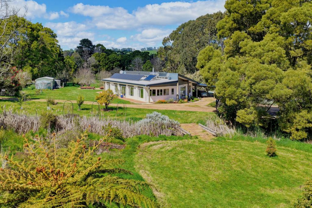21 Webbs Lane, Mirboo, VIC 3871
