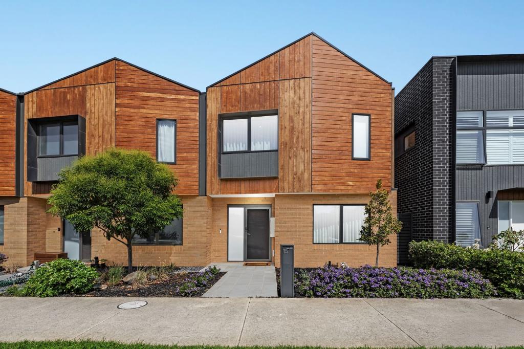 15 Phoenix Rd, Altona North, VIC 3025