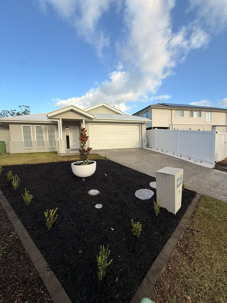 25 Riverland Rd, Coomera, QLD 4209