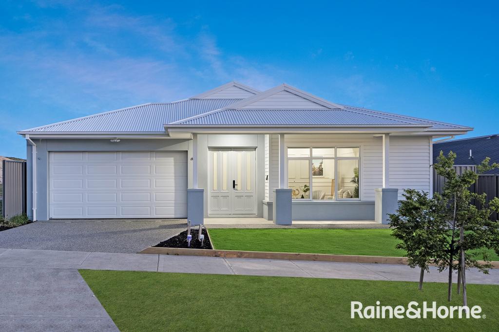 17 Skyline Cres, Nar Nar Goon, VIC 3812