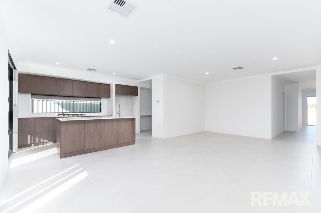 24 Maitland Rd, Yanchep, WA 6035
