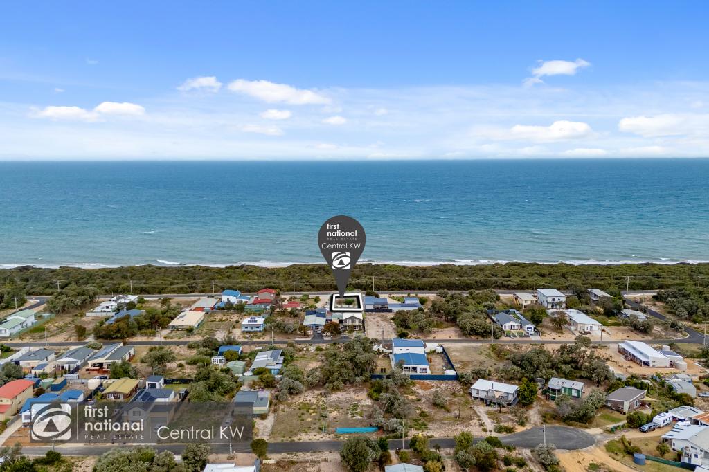 180 SHORELINE DR, GOLDEN BEACH, VIC 3851