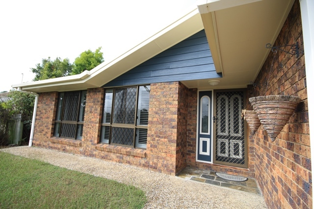 53 KEPPEL AVE, CLINTON, QLD 4680