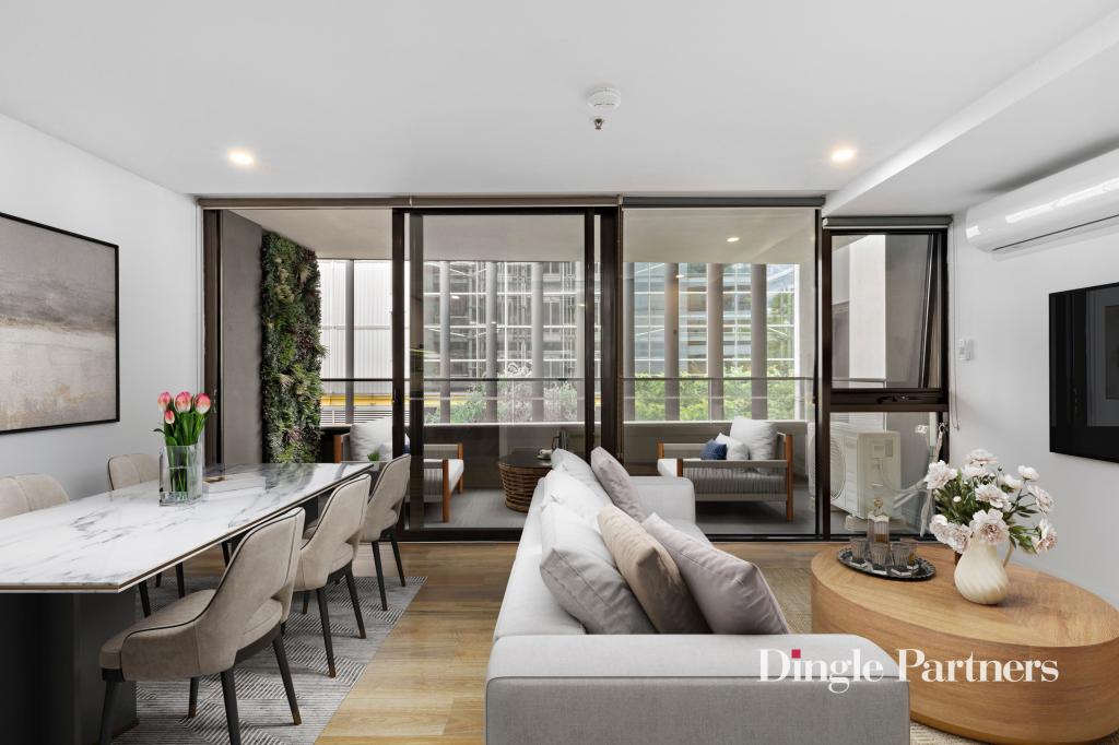 211/815 BOURKE ST, DOCKLANDS, VIC 3008