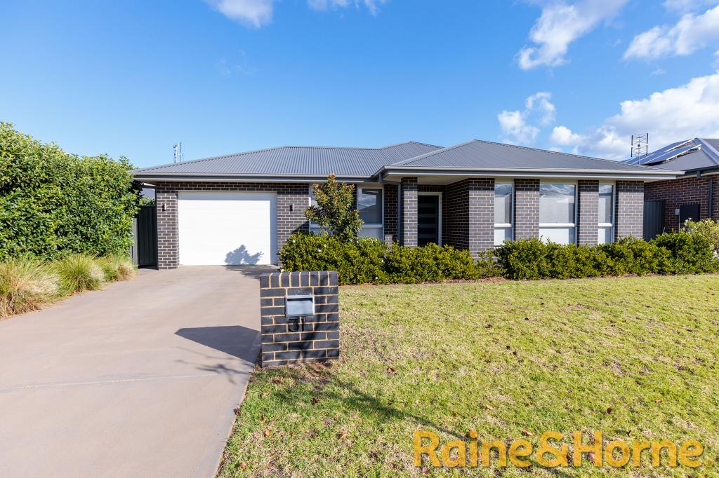 31 Bradford Cct, Dubbo, NSW 2830